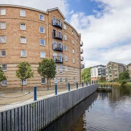 My Waterfront Apartment, Views Over Water Of Leith Edinburgh Exterior photo