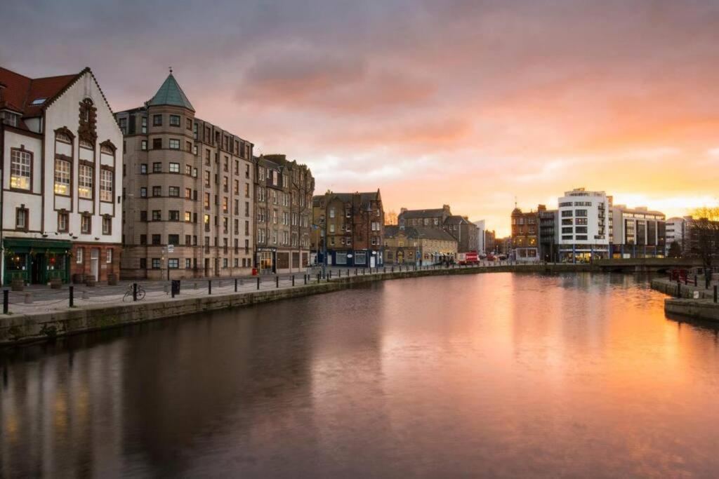 Appartamento My Waterfront Apartment, Views Over Water Of Leith